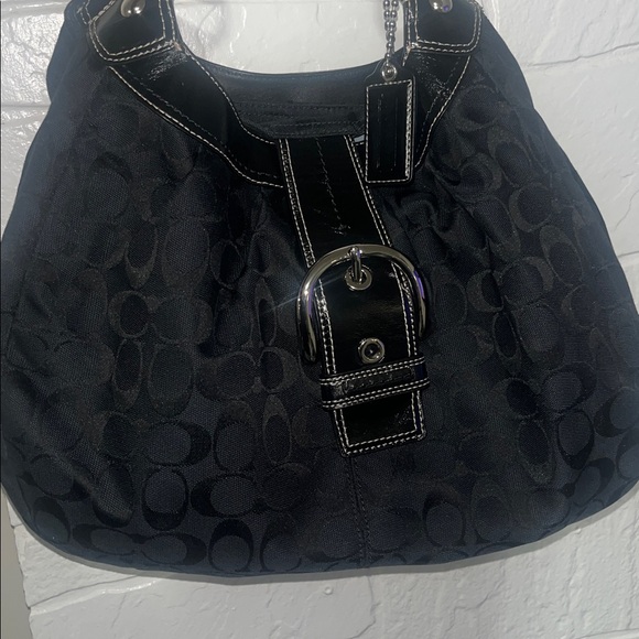 Coach Soho Lynn Hobo Bag. - Picture 4 of 9
